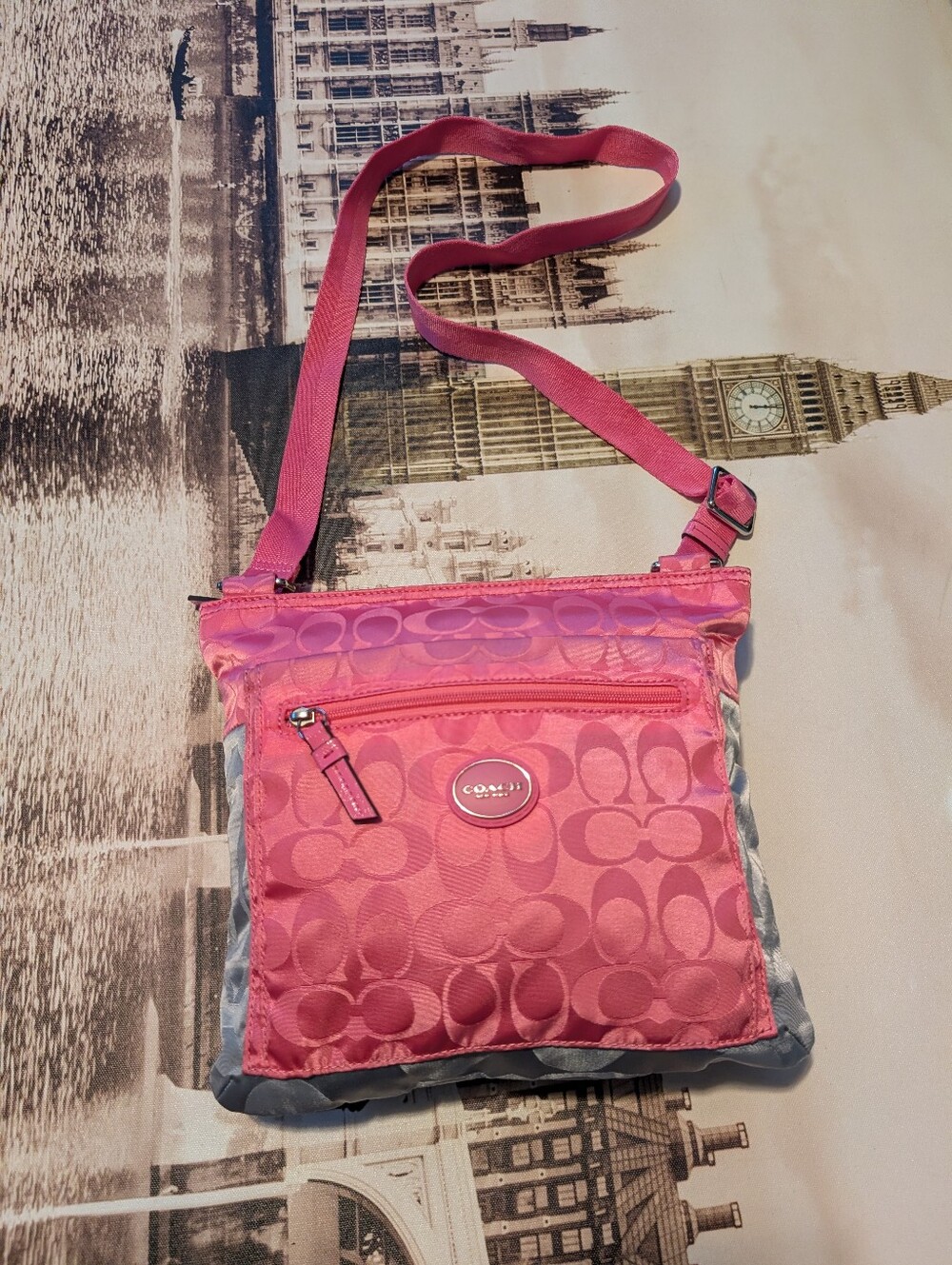 Coach Signature Getaway Nylon File Crossbody Shoulder Bag F77408 Pink Silver